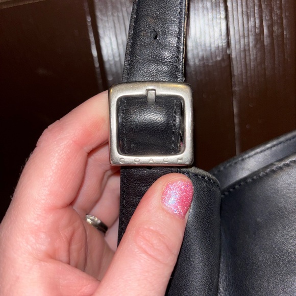 Coach Vintage Black Leather Shoulder Bag - Picture 3 of 11